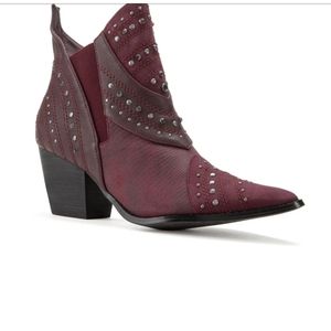 Coconut Booties by Matisse , NWOT